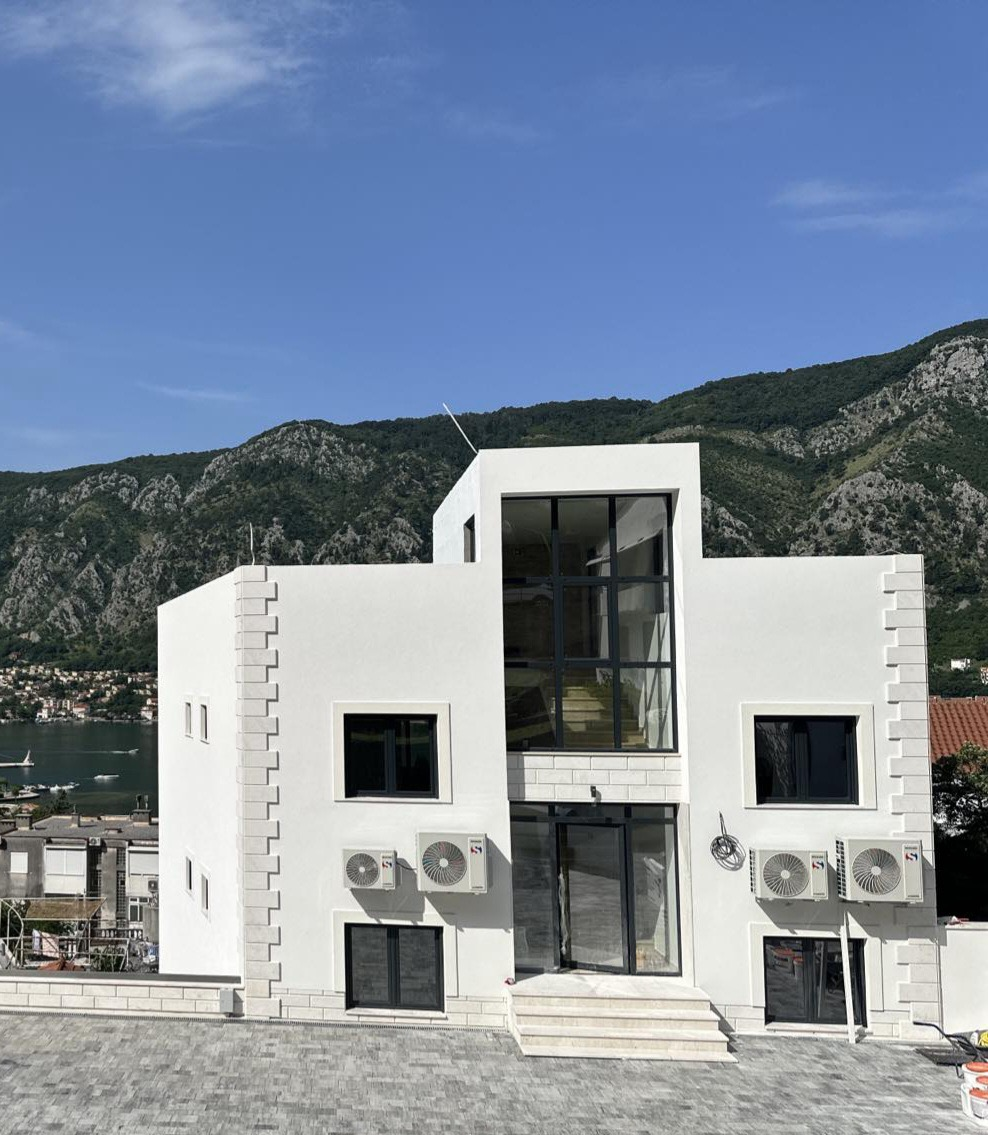 Residential Building Kotor